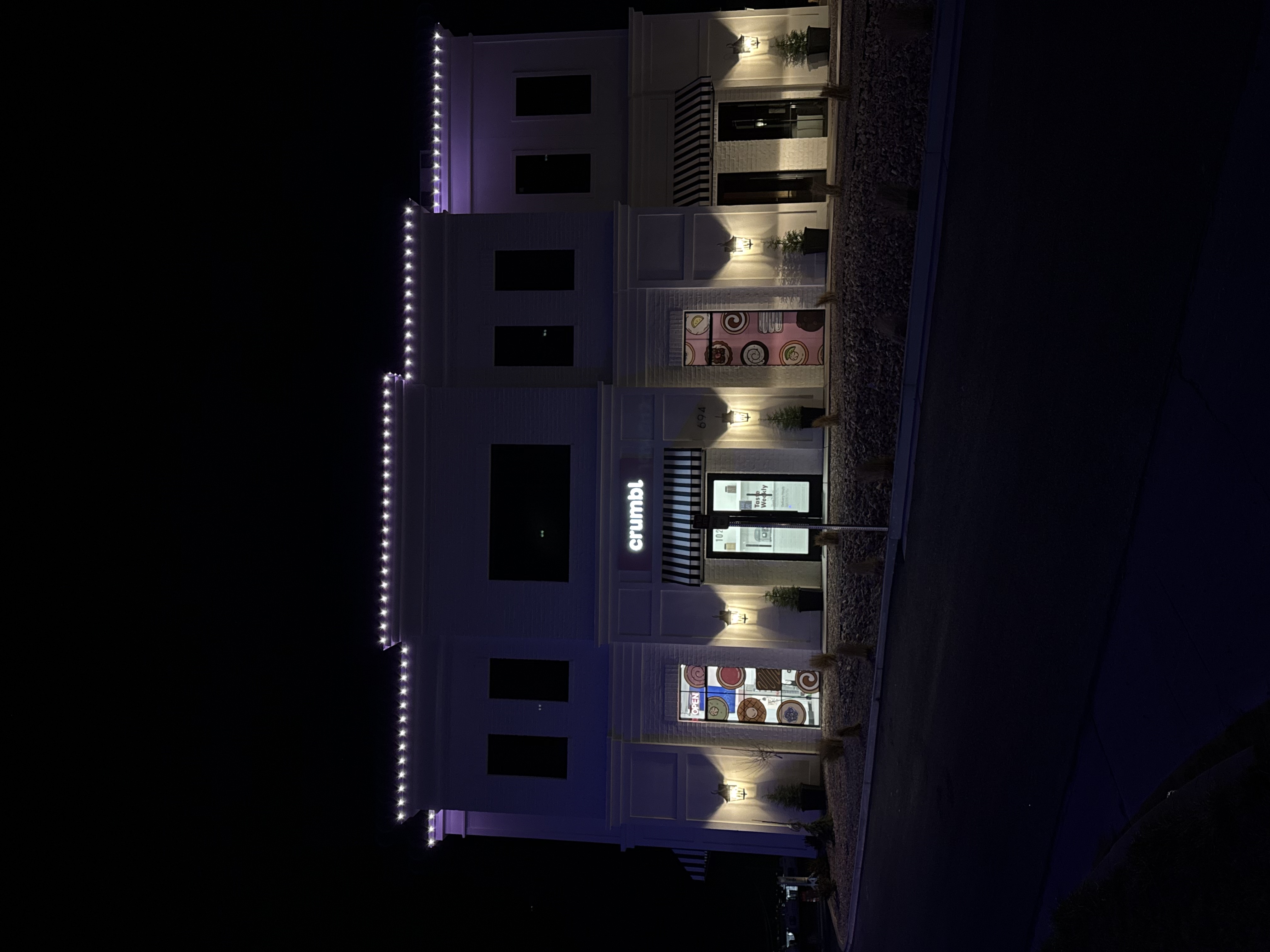 Year-round exterior lighting installation on Utah home